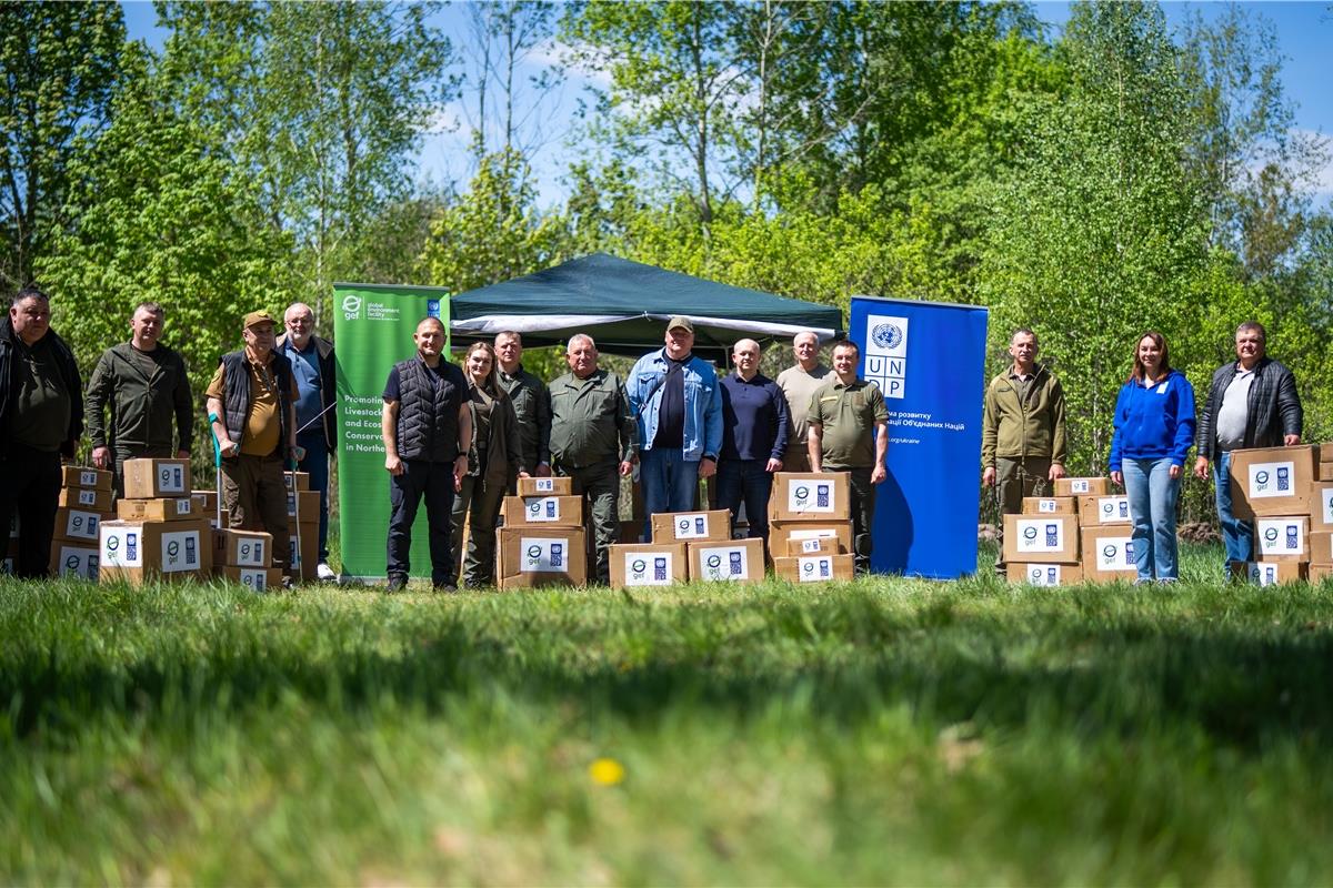 Природоохоронні установи України отримали 198 фотопасток для моніторингу біорізноманіття