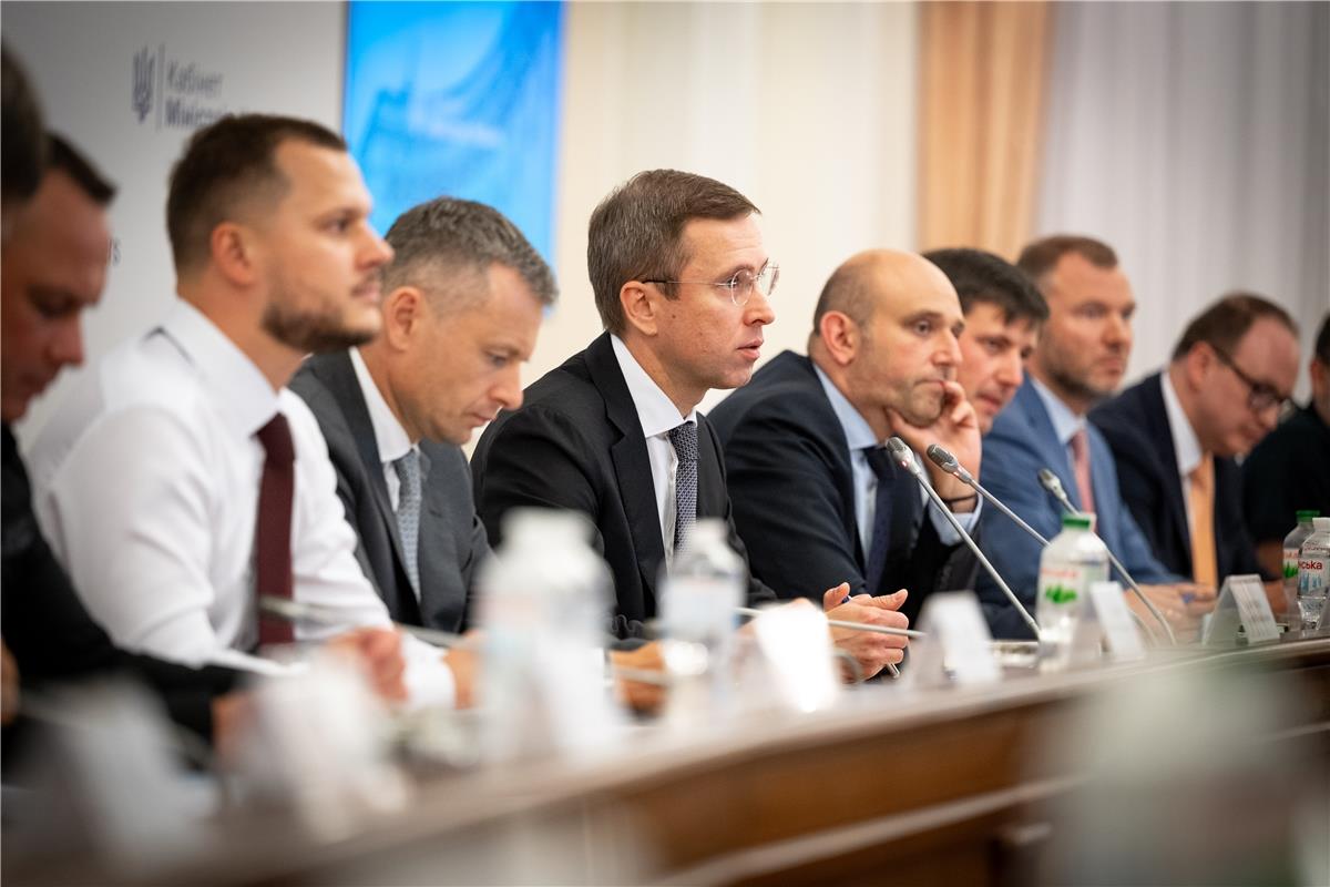 Під головуванням Прем’єр-міністра відбулася нарада щодо підтримки бізнесу в умовах російських атак