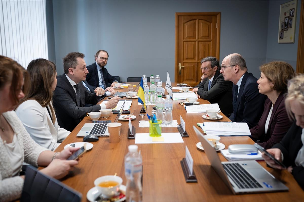 Олексій Соболев обговорив з ЄБРР можливість створення спеціального фонду страхування воєнних ризиків