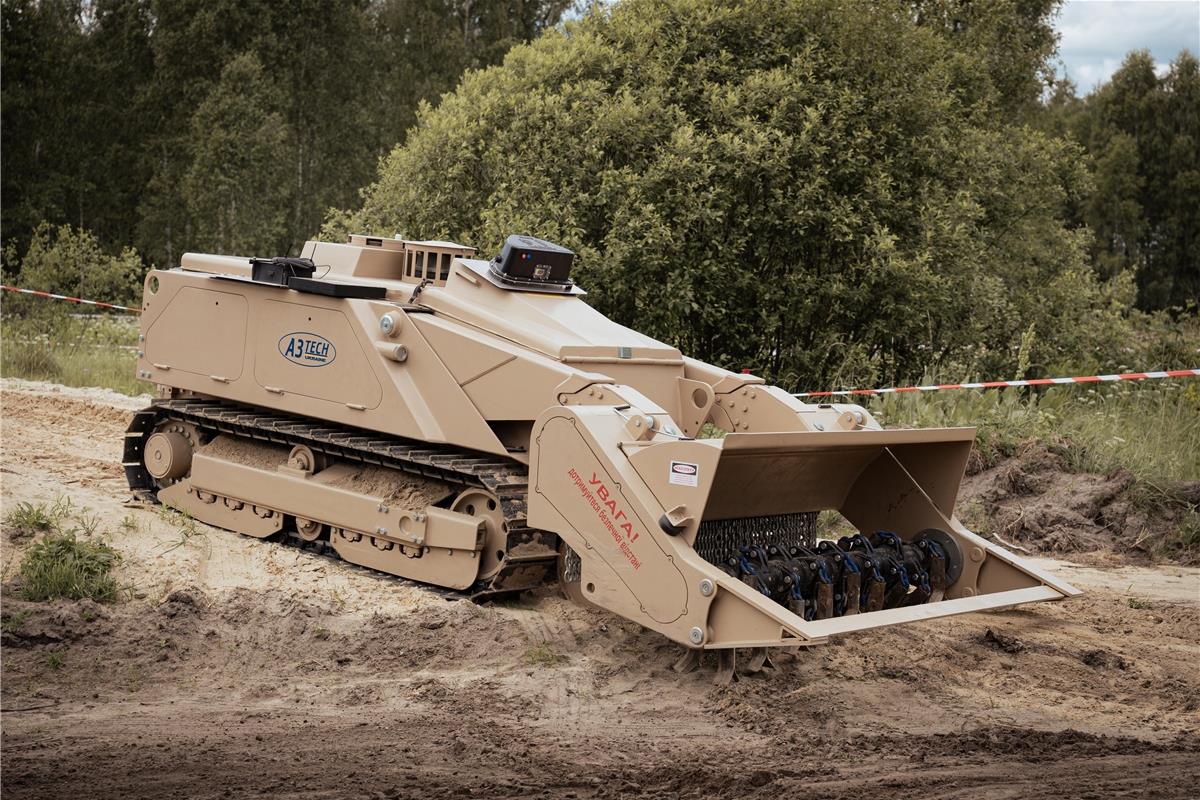 Більше машин, сервісу і локалізації. Підсумки від основних виробників машин розмінування																										
																												
