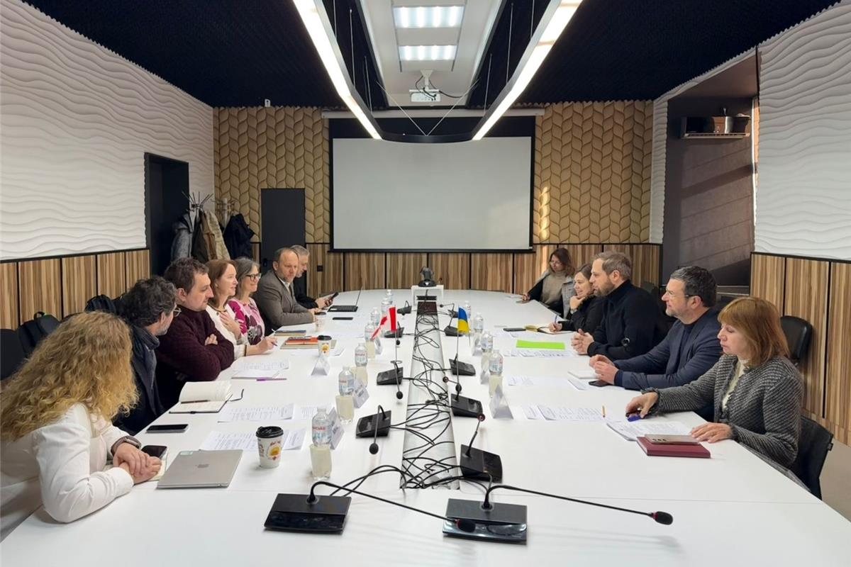 Україна та Канада запускають проєкт HONOR для підтримки жінок-фермерів і кооперативів